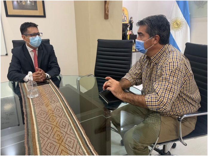 Capitanich repasó la ejecución de obras con Gustavo Martínez: “Estamos potenciando la senda del progreso” Capitanich repasó la ejecución de obras con Gustavo Martínez: “Estamos potenciando la senda del progreso”