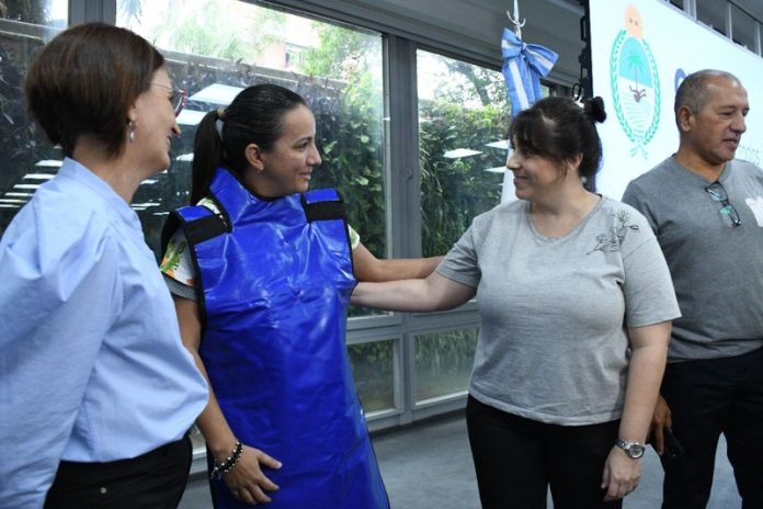 Entregaron 54 chalecos plomados para los servicios de Diagnóstico por Imágenes de Salud Pública Entregaron 54 chalecos plomados para los servicios de Diagnóstico por Imágenes de Salud Pública