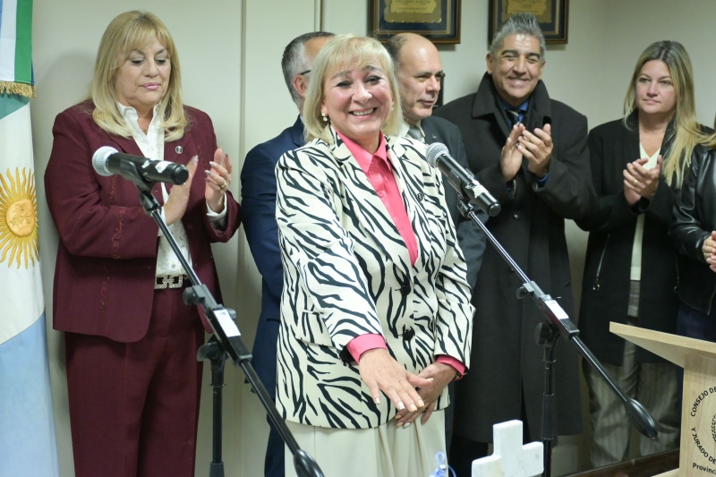 Consejo de la Magistratura: Gricelda Ojeda y Dorys Arkwright asumieron como consejeras titular y suplente por el Parlamento Consejo de la Magistratura: Gricelda Ojeda y Dorys Arkwright asumieron como consejeras titular y suplente por el Parlamento