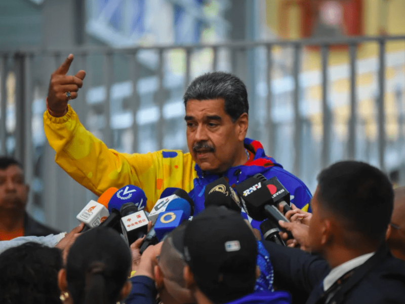 Maduro presentó un amparo ante la Sala Electoral de Justicia para que dé a conocer el 100% de las actas del escrutinio Maduro presentó un amparo ante la Sala Electoral de Justicia para que dé a conocer el 100% de las actas del escrutinio