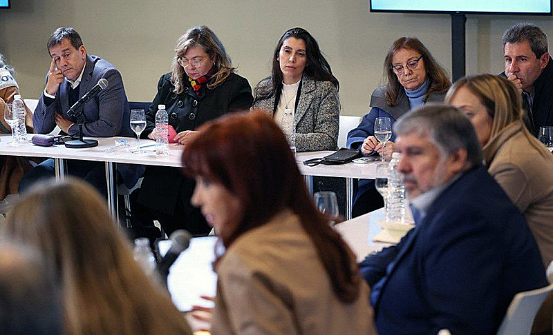 “Desde donde esté voy a seguir hablando”, prometió Cristina en medio del llanto de algunas senadoras “Desde donde esté voy a seguir hablando”, prometió Cristina en medio del llanto de algunas senadoras