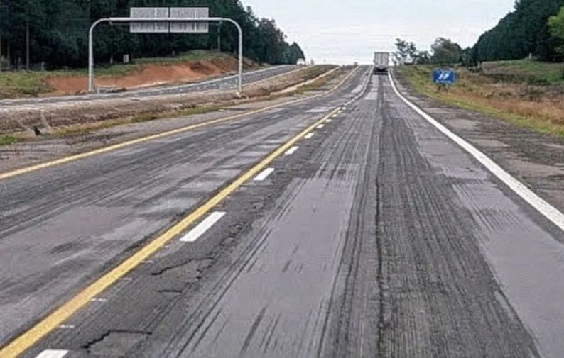 El Gobierno nacional postergó hasta septiembre la licitación de la ruta del Mercosur El Gobierno nacional postergó hasta septiembre la licitación de la ruta del Mercosur