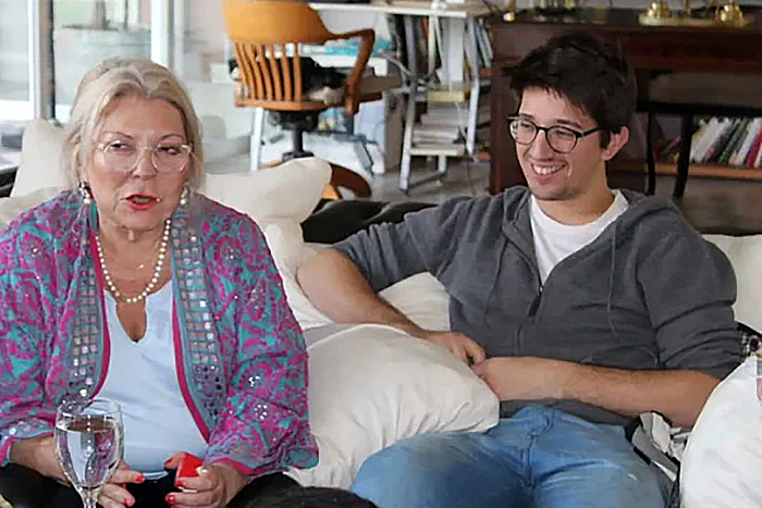 Bomba judicial: Carrió deberá dar explicaciones por presionar y amenazar al fiscal del caso Yofe Bomba judicial: Carrió deberá dar explicaciones por presionar y amenazar al fiscal del caso Yofe