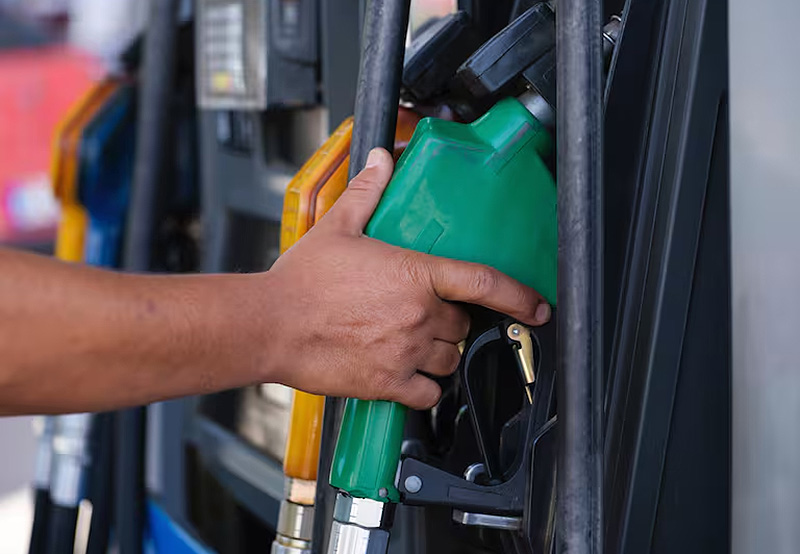 Las ventas de combustible al público crecieron 0,5% interanual en diciembre y cierran el año en +0,3% Las ventas de combustible al público crecieron 0,5% interanual en diciembre y cierran el año en +0,3%