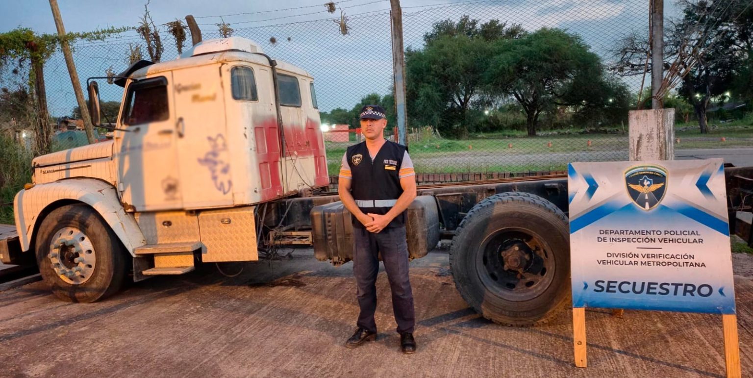 Operativos positivos: Caminera recuperó una moto y secuestró un camión buscado por la Justicia de Misiones