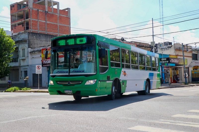 Paro total de transporte de pasajeros: todos los gremios confirman la adhesión para este jueves Paro total de transporte de pasajeros: todos los gremios confirman la adhesión para este jueves
