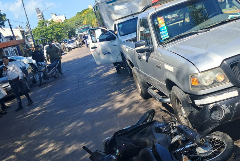 Accidente múltiple en Avenida de los Inmigrantes dejó dos personas hospitalizadas Accidente múltiple en Avenida de los Inmigrantes dejó dos personas hospitalizadas