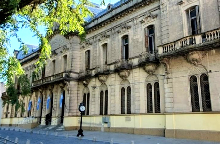 “Policías Unidos” de Corrientes amenazan con protestas y movilización dentro de una semana “Policías Unidos” de Corrientes amenazan con protestas y movilización dentro de una semana