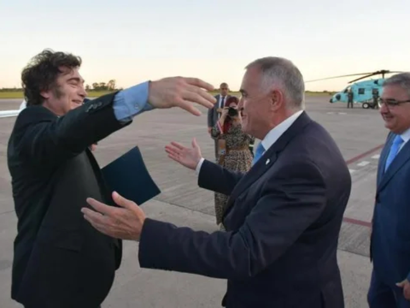 Después del voto de los aliados a la reforma laboral, Milei lleva el ‘Tour de la Gratitud’ a Tucumán Después del voto de los aliados a la reforma laboral, Milei lleva el ‘Tour de la Gratitud’ a Tucumán