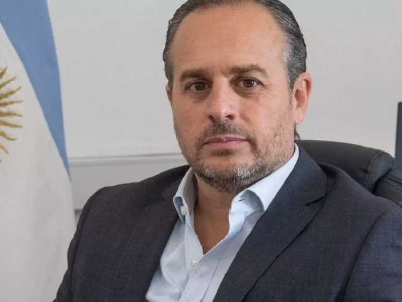 Un funcionario del Ministerio de Defensa relanzó el ataque libertario contra los juicios de lesa humanidad Un funcionario del Ministerio de Defensa relanzó el ataque libertario contra los juicios de lesa humanidad