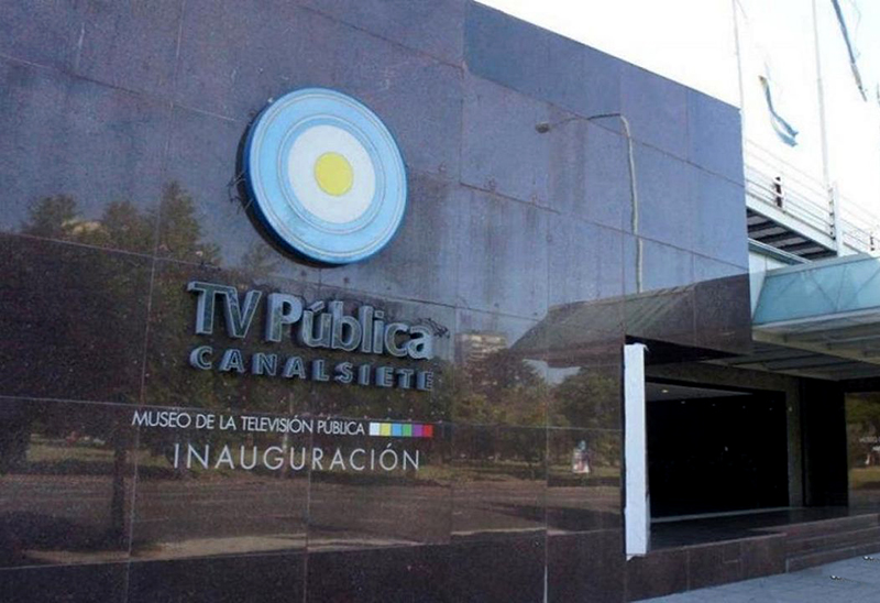 El Gobierno prorrogó la intervención en la TV Pública y señales estatales hasta 2027 El Gobierno prorrogó la intervención en la TV Pública y señales estatales hasta 2027