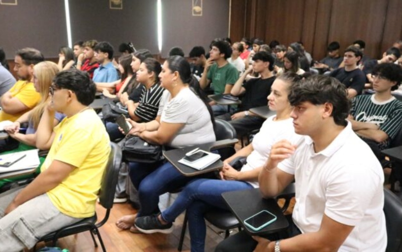 Abogacía 2026: Ingresantes vivieron su primera jornada informativa en el Campus Roca Abogacía 2026: Ingresantes vivieron su primera jornada informativa en el Campus Roca