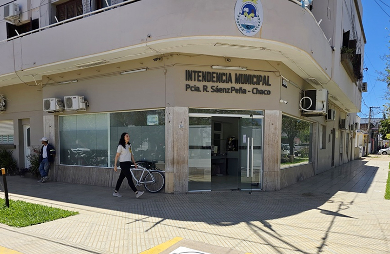 Municipales de Sáenz Peña cobraron la Ayuda Escolar con un incremento del 50% Municipales de Sáenz Peña cobraron la Ayuda Escolar con un incremento del 50%