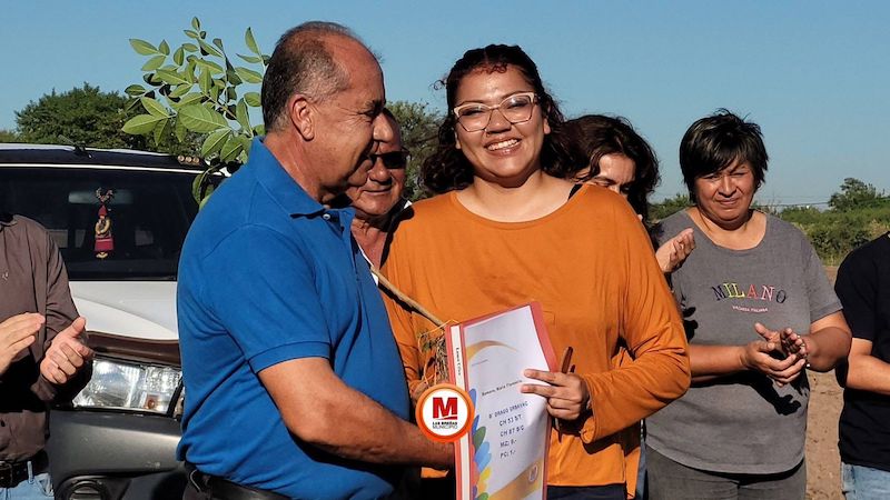 El municipio de Las Breñas entregó 75 terrenos a adjudicatarios en el barrio Drago Grbavac El municipio de Las Breñas entregó 75 terrenos a adjudicatarios en el barrio Drago Grbavac