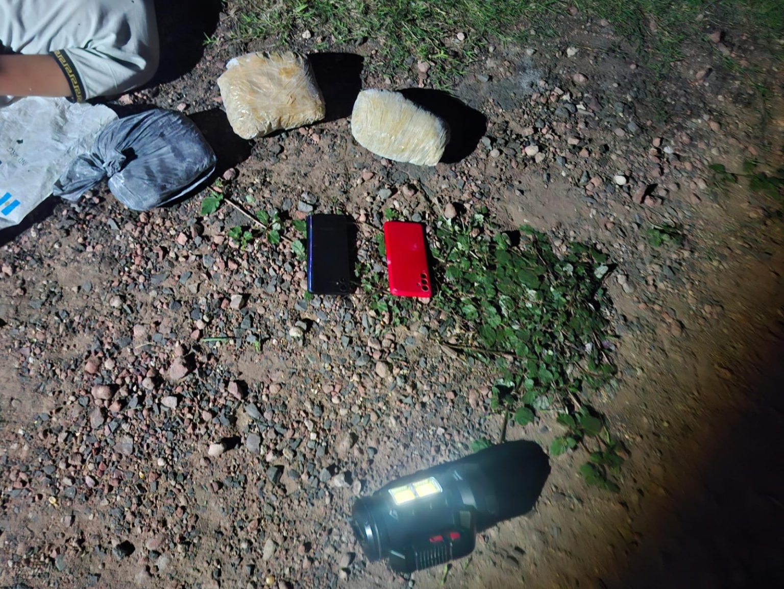 Operativo antidrogas: incautan marihuana y aprehenden a dos personas