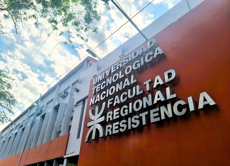 Advierten que casi mil docentes renunciaron ya a la Universidad Tecnológica Nacional por los bajos sueldos Advierten que casi mil docentes renunciaron ya a la Universidad Tecnológica Nacional por los bajos sueldos