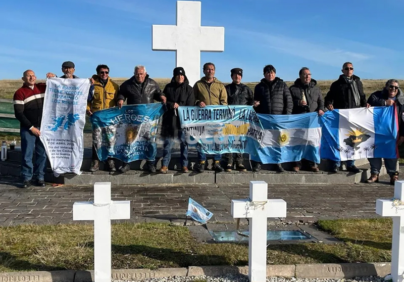 Parte el séptimo contingente de exsoldados correntinos a Malvinas Parte el séptimo contingente de exsoldados correntinos a Malvinas