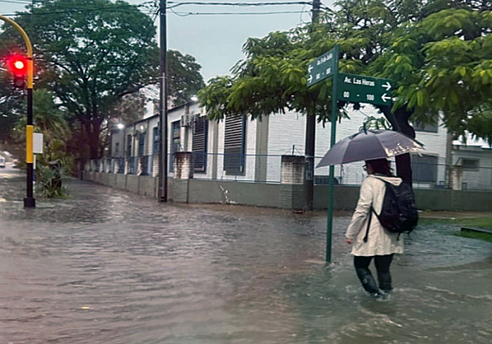 Educación recuerda vigencia de resoluciones ante contingencias climáticas Educación recuerda vigencia de resoluciones ante contingencias climáticas