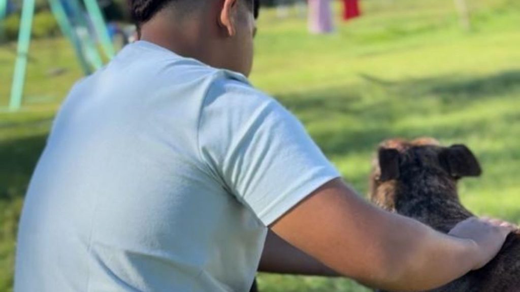 Ángel tiene 16 años y sueña con una familia que lo acompañe a crecer