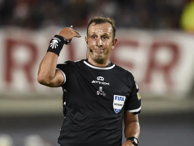 Confirmado: van a haber tres árbitros argentinos en un Mundial por primera vez Confirmado: van a haber tres árbitros argentinos en un Mundial por primera vez