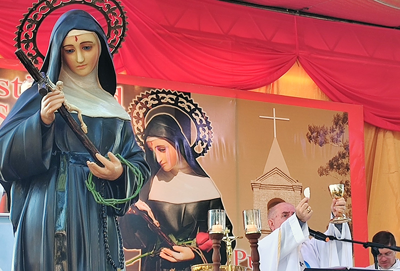 Puerto Tirol y el Chaco comienzan a vivir la multitudinaria fiesta de Santa Rita de Casia Puerto Tirol y el Chaco comienzan a vivir la multitudinaria fiesta de Santa Rita de Casia