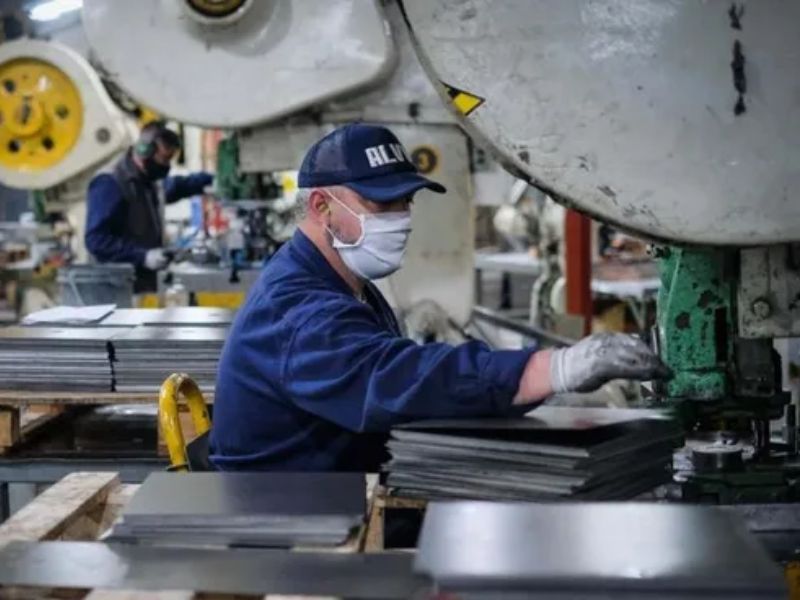 Fuerte caída del IVA y estimaciones preliminares indican que la actividad volvió a plancharse en abril Fuerte caída del IVA y estimaciones preliminares indican que la actividad volvió a plancharse en abril