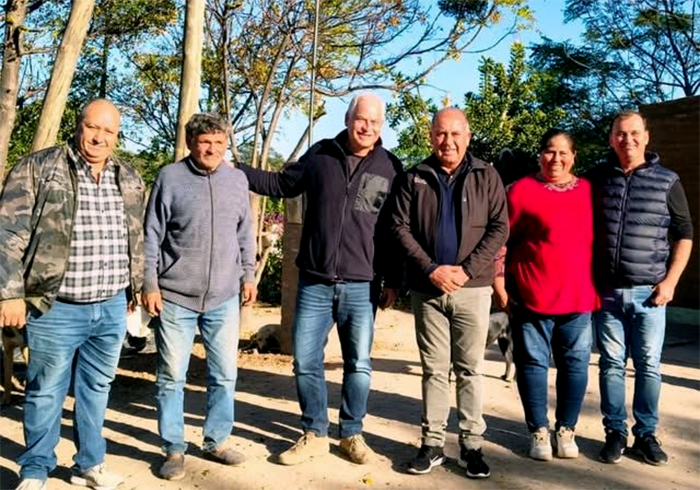 Las Breñas: Machuca y el ministro Domínguez supervisaron trabajos en Paraje Legua 60 Las Breñas: Machuca y el ministro Domínguez supervisaron trabajos en Paraje Legua 60