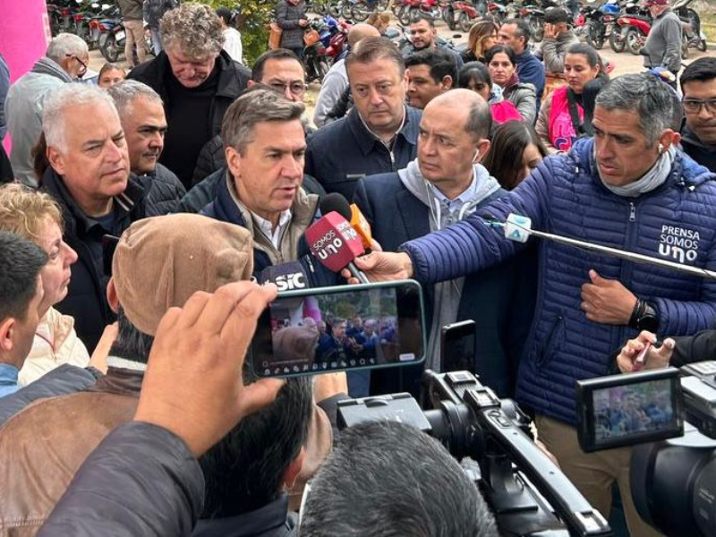 Con operativo de salud y anuncios de obras, Zdero llevó respuestas históricas a Villa Ángela Con operativo de salud y anuncios de obras, Zdero llevó respuestas históricas a Villa Ángela