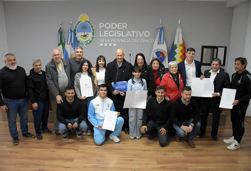 La Legislatura reconoció a jóvenes deportistas que brillan en competencias nacionales e internacionales La Legislatura reconoció a jóvenes deportistas que brillan en competencias nacionales e internacionales