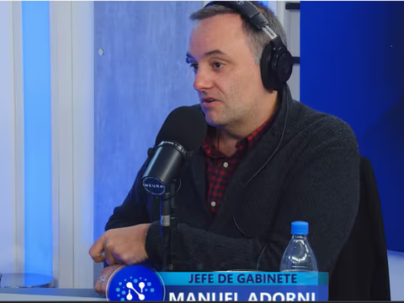 La insólita explicación de Adorni: “Esto me pasó porque soy una parte de Milei” La insólita explicación de Adorni: “Esto me pasó porque soy una parte de Milei”