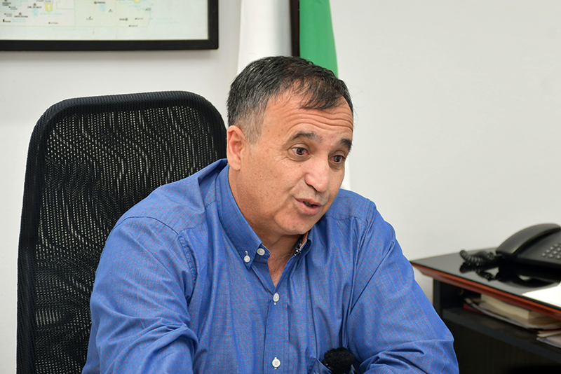 El 24 de junio el Parlamento interpelará al ministro de Salud, Sergio Rodríguez, por el caso de la “médica trucha” El 24 de junio el Parlamento interpelará al ministro de Salud, Sergio Rodríguez, por el caso de la “médica trucha”