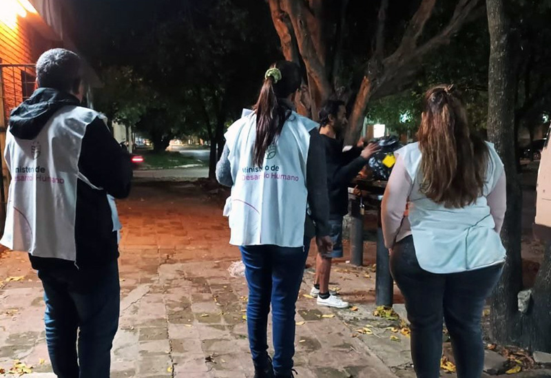 Desarrollo Humano intensifica la asistencia a personas en situación de calle ante las bajas temperaturas Desarrollo Humano intensifica la asistencia a personas en situación de calle ante las bajas temperaturas