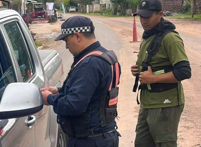 Ambiente refuerza los controles por la veda pesquera extraordinaria en el río Paraná Ambiente refuerza los controles por la veda pesquera extraordinaria en el río Paraná