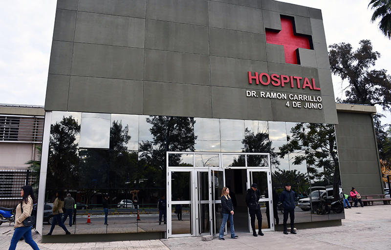 Denuncian que joven se lastimó una pierna, lo atendió la “falsa médica” y se la amputaron en el Hospital de Sáenz Peña Denuncian que joven se lastimó una pierna, lo atendió la “falsa médica” y se la amputaron en el Hospital de Sáenz Peña
