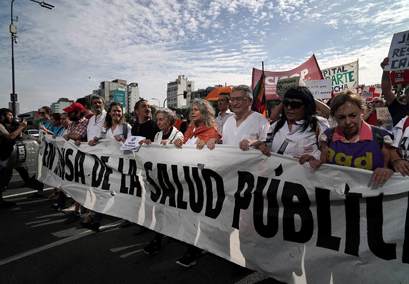 “La salud no puede esperar” despliega la marcha federal en Chaco, CABA, Jujuy, Rosario, Córdoba y otras provincias “La salud no puede esperar” despliega la marcha federal en Chaco, CABA, Jujuy, Rosario, Córdoba y otras provincias