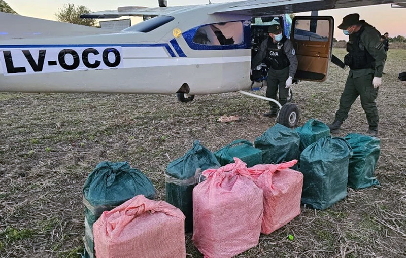 Dos aterrizajes de avionetas narco en ocho días en Santa Fe, punto de ingreso de cocaína de Bolivia Dos aterrizajes de avionetas narco en ocho días en Santa Fe, punto de ingreso de cocaína de Bolivia