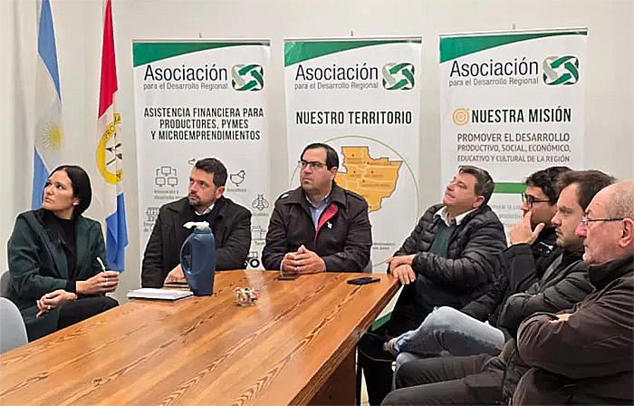 Santa Fe y Corrientes retoman agenda por el puente interprovincial y balsa entre Reconquista y Goya Santa Fe y Corrientes retoman agenda por el puente interprovincial y balsa entre Reconquista y Goya