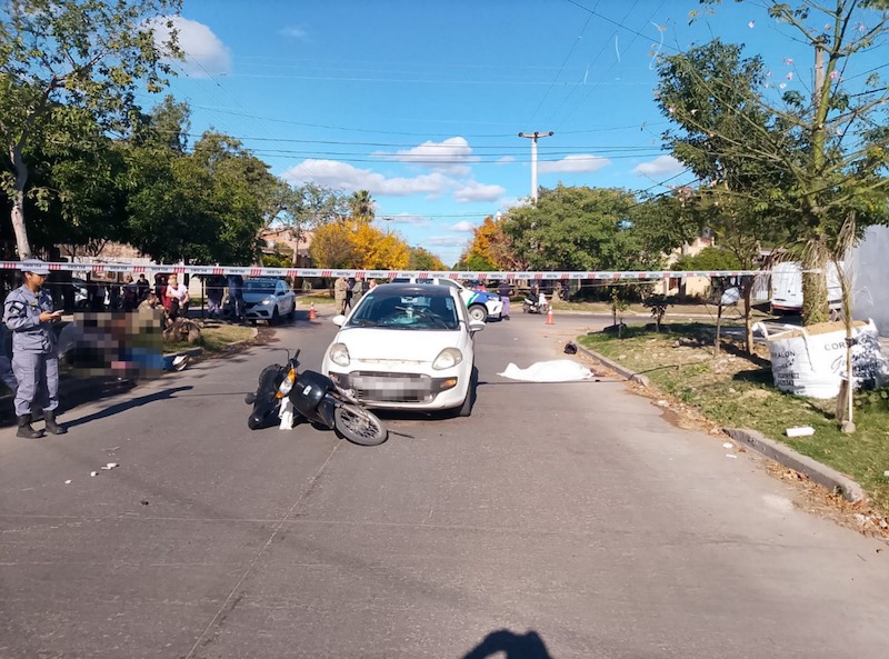 Murió una mujer de 30 años en un siniestro vial en Fray Bertaca y Jujuy Murió una mujer de 30 años en un siniestro vial en Fray Bertaca y Jujuy