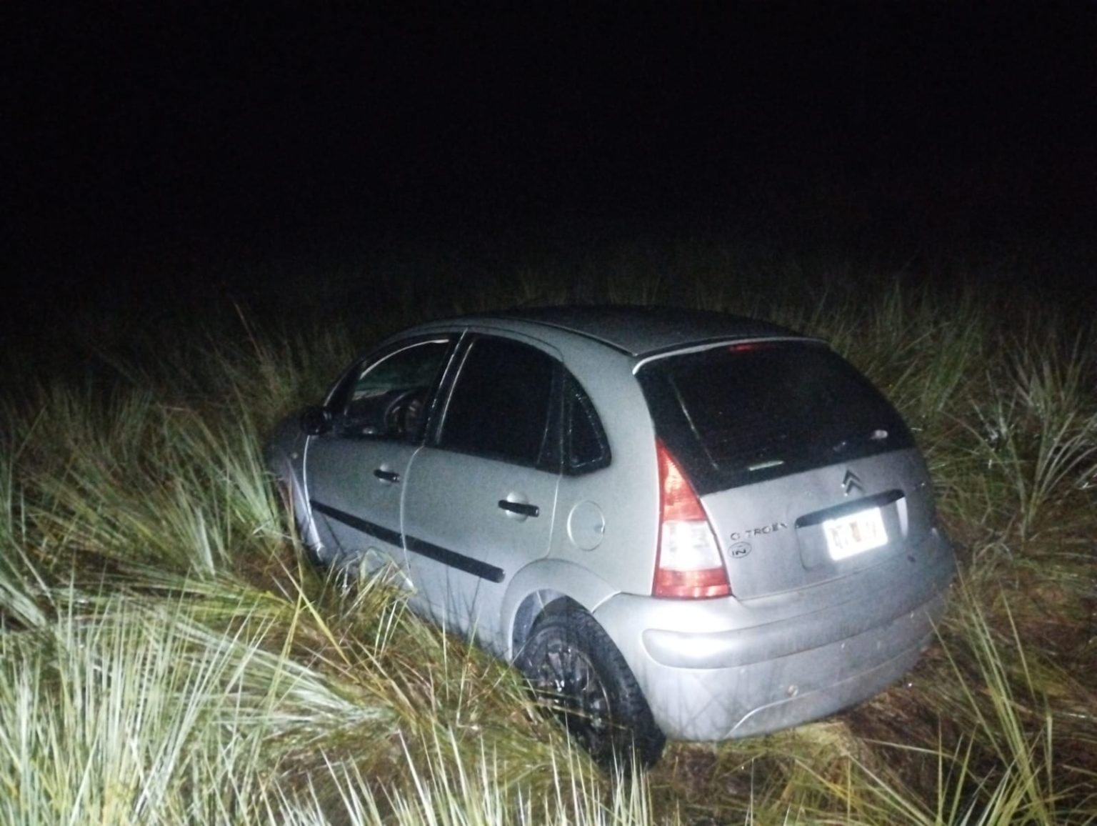 Conductor despistó en ruta 11 tras quedarse dormido al volante