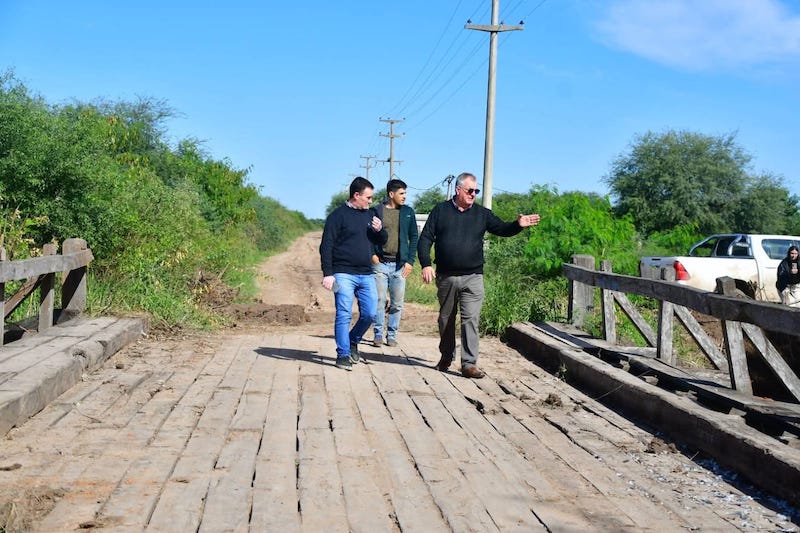 J. J. Castelli: amplían y profundizan el Canal 1 para mejorar el escurrimiento del agua en la ciudad J. J. Castelli: amplían y profundizan el Canal 1 para mejorar el escurrimiento del agua en la ciudad
