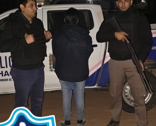 Detienen a un hombre acusado de atacar a su pareja con un hierro mientras dormía Detienen a un hombre acusado de atacar a su pareja con un hierro mientras dormía