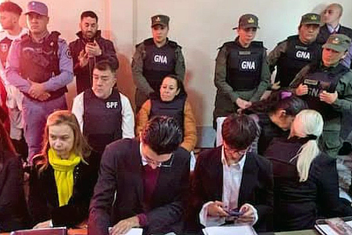 El abogado de la familia de Loan cuestionó el inicio del juicio y advirtió: “No podemos correr riesgo de una nulidad” El abogado de la familia de Loan cuestionó el inicio del juicio y advirtió: “No podemos correr riesgo de una nulidad”