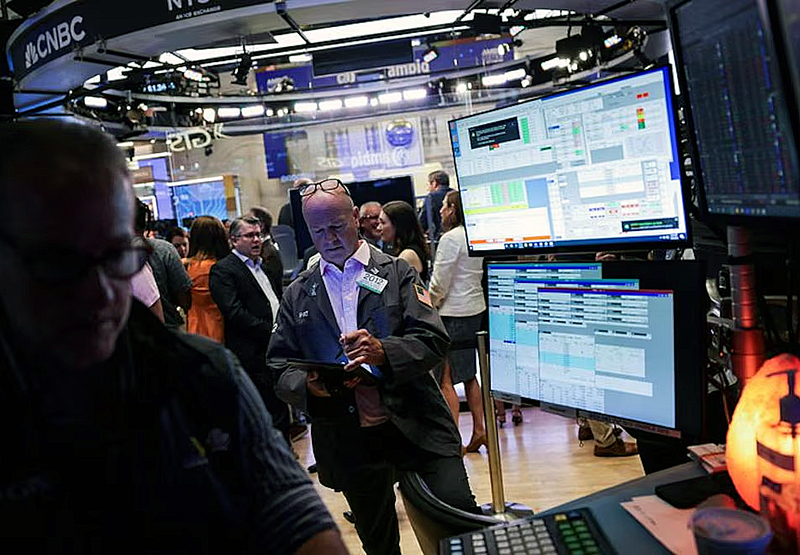 El riesgo país profundiza su caída y se acerca a la barrera de los 430 puntos El riesgo país profundiza su caída y se acerca a la barrera de los 430 puntos