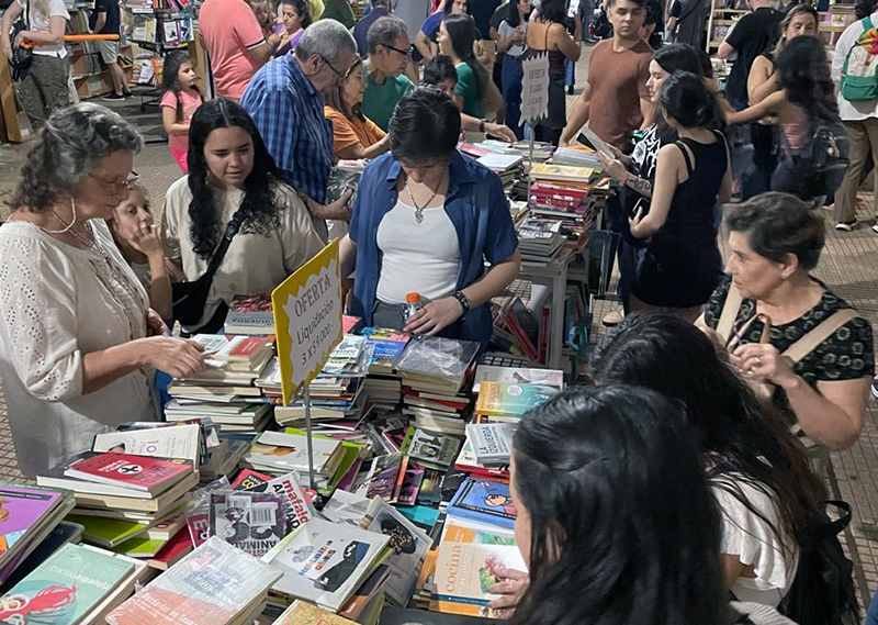 La Feria del Libro arranca este jueves en Posadas con propuestas culturales y educativas La Feria del Libro arranca este jueves en Posadas con propuestas culturales y educativas
