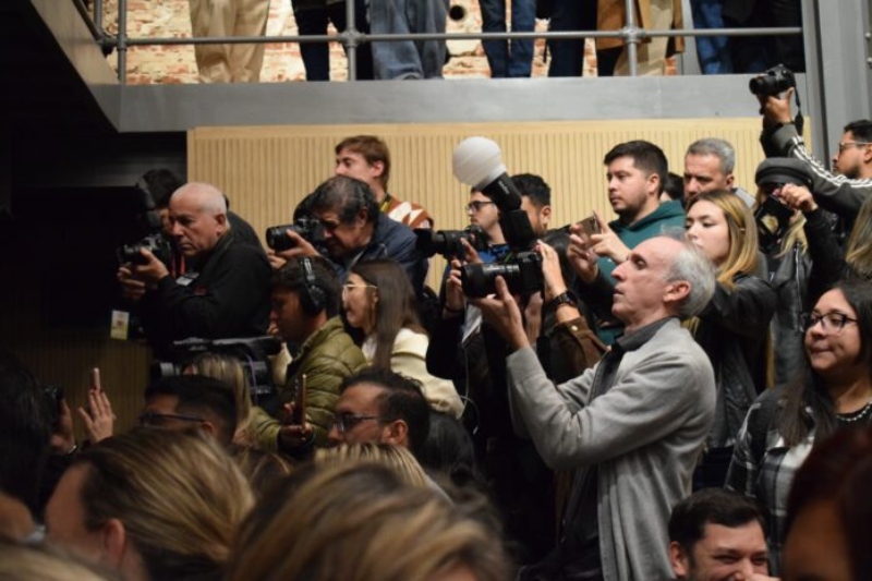 Día del Periodista: 7 de cada 10 se endeudan para vivir y el 65% cobra bajo la línea de pobreza Día del Periodista: 7 de cada 10 se endeudan para vivir y el 65% cobra bajo la línea de pobreza