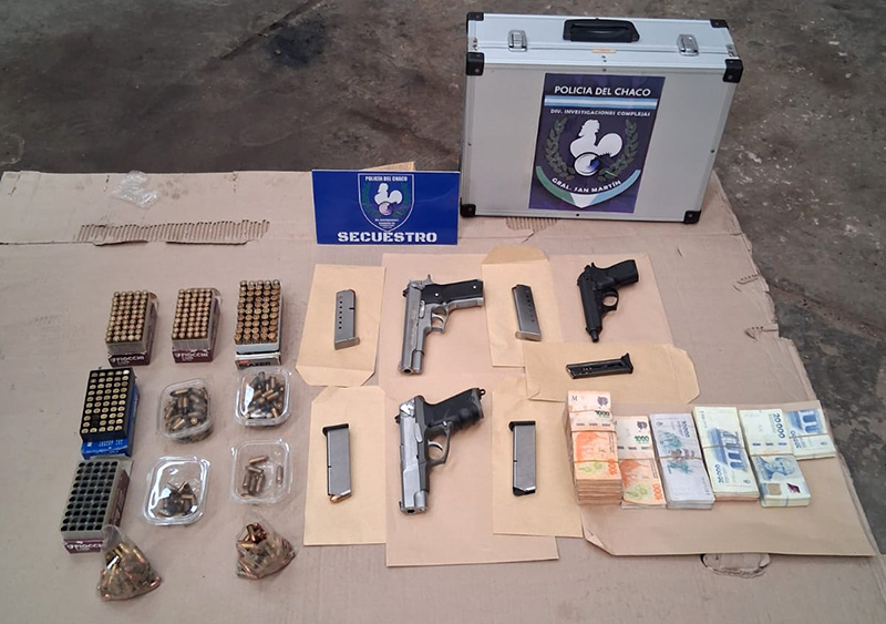 Días después de robo millonario, la Policía allanó y secuestró armas, municiones y dinero efectivo Días después de robo millonario, la Policía allanó y secuestró armas, municiones y dinero efectivo