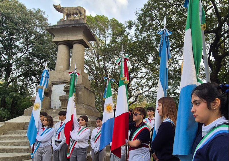 La Municipalidad de Resistencia conmemoró el 80ª aniversario de la República de Italia La Municipalidad de Resistencia conmemoró el 80ª aniversario de la República de Italia