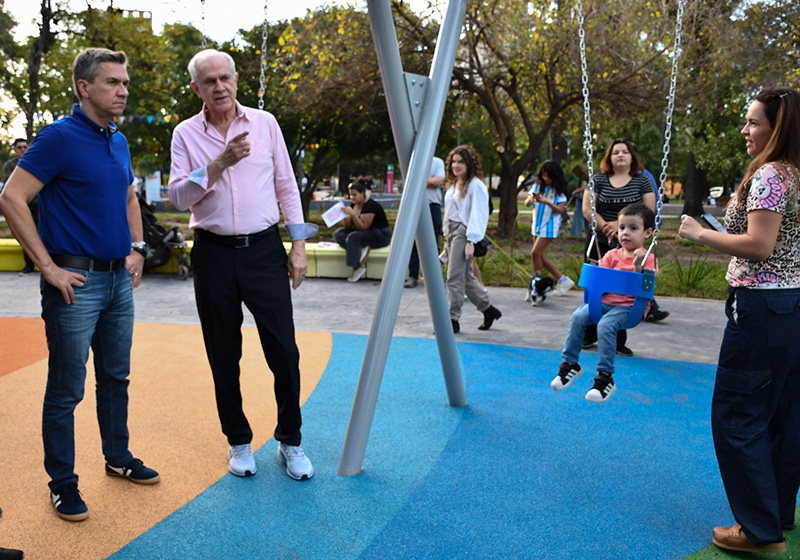 Quedó inaugurada en Resistencia la renovada Plaza 9 de julio Quedó inaugurada en Resistencia la renovada Plaza 9 de julio