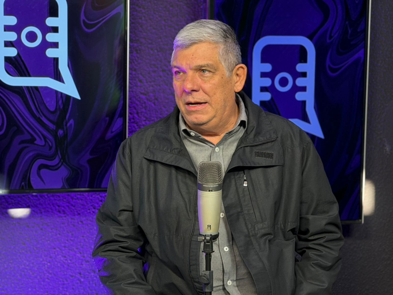 Benítez cuestionó la falta de convocatoria del Gobierno provincial en el anuncio de una obra clave para Barranqueras Benítez cuestionó la falta de convocatoria del Gobierno provincial en el anuncio de una obra clave para Barranqueras