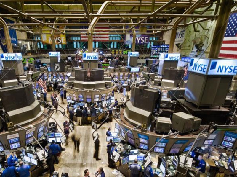 El petróleo se acerca al nivel previo a la guerra en Medio Oriente y Wall Street recorta las pérdidas semanales El petróleo se acerca al nivel previo a la guerra en Medio Oriente y Wall Street recorta las pérdidas semanales